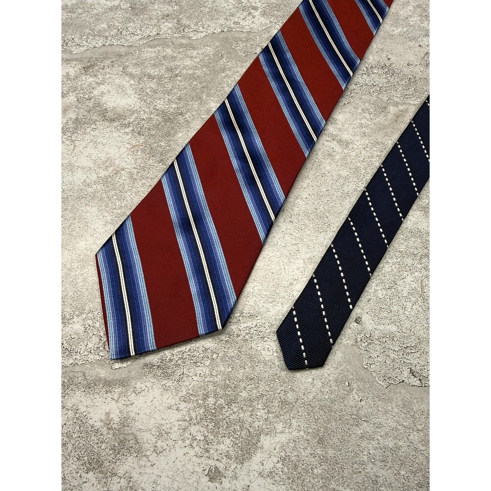 Tommy Hilfiger Silk Tie Mens One Size‎ Red Striped Pointed Made In USA Necktie